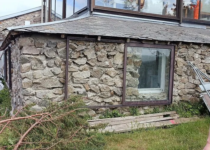 Au Semaphore アパート アゴン・クタンヴィル